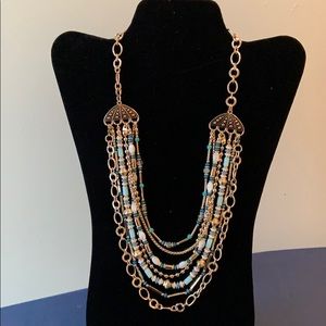 Beautiful premier Designs necklace